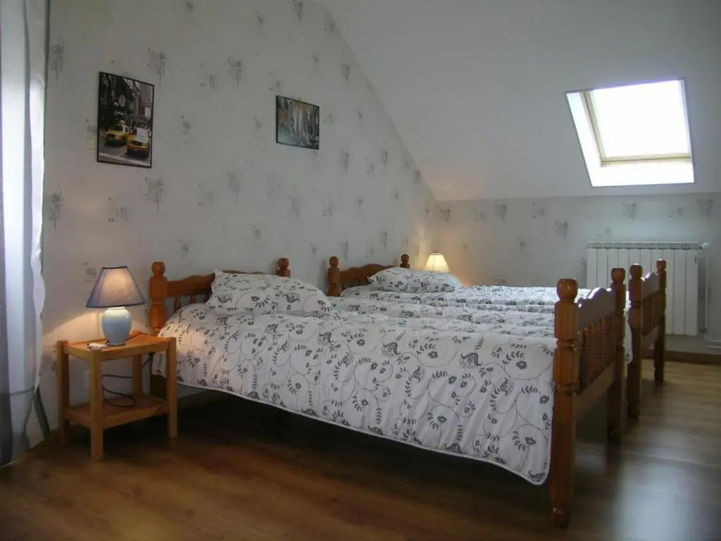Gîte Verneix, 4 pièces, 6 personnes - FR-1-489-133