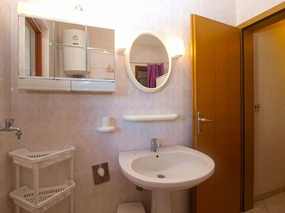 Apartment 1481