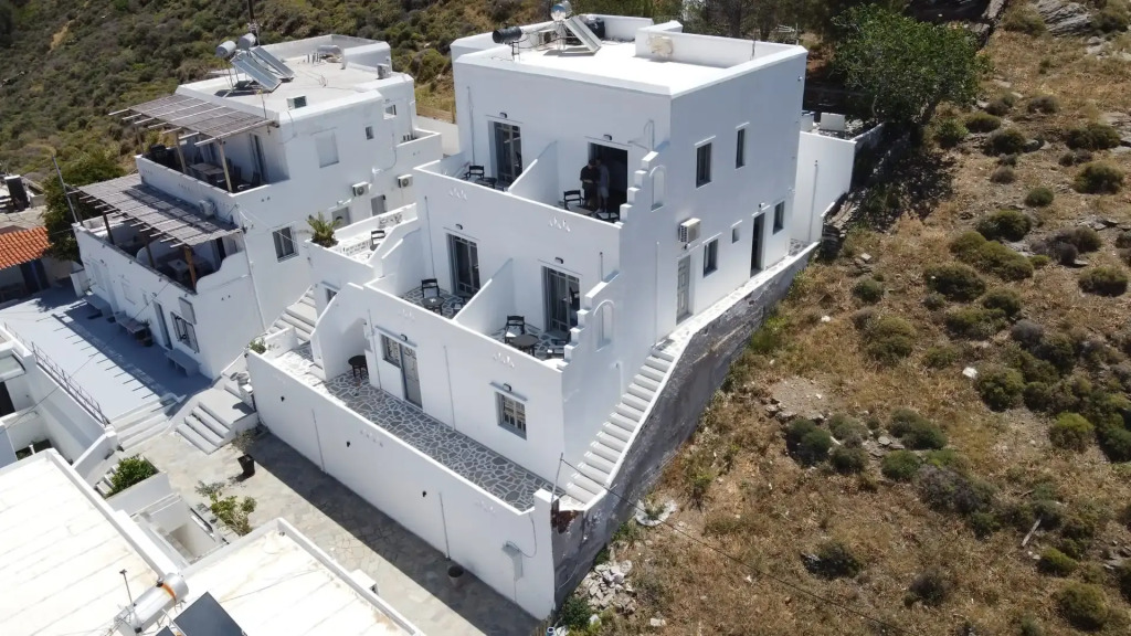 Merichas Sea View Suites