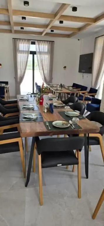 Lumi i Bardhe Hotel & Restaurant