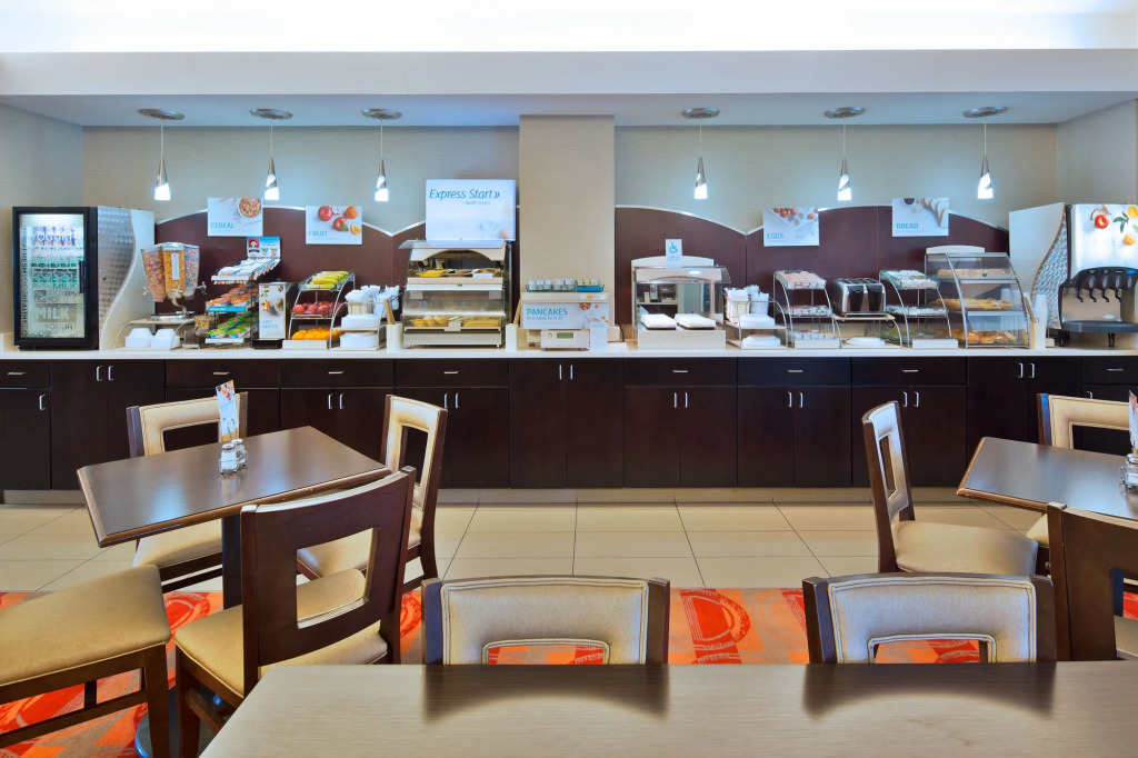Holiday Inn Express Harrisburg I-81 - Hershey By IHG