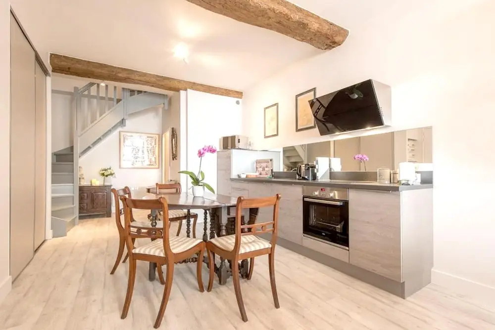 Apartment With 2 Bedrooms in Beaune, With Wifi
