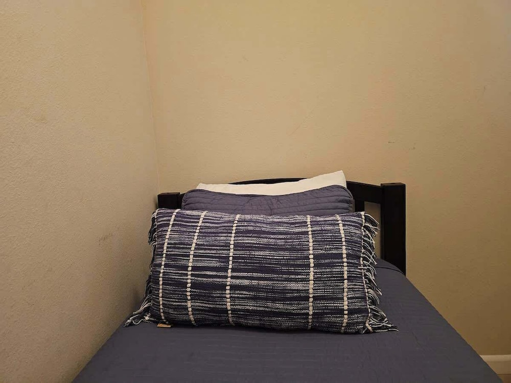 Beachview Condo at Legacy Tower 2 -708 - Fully Furnished 2 Bedroom 2 Bathroom