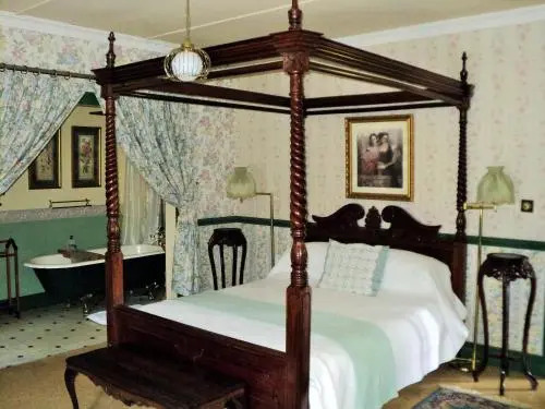 A Pilgrims Rest Guest House in Graskop