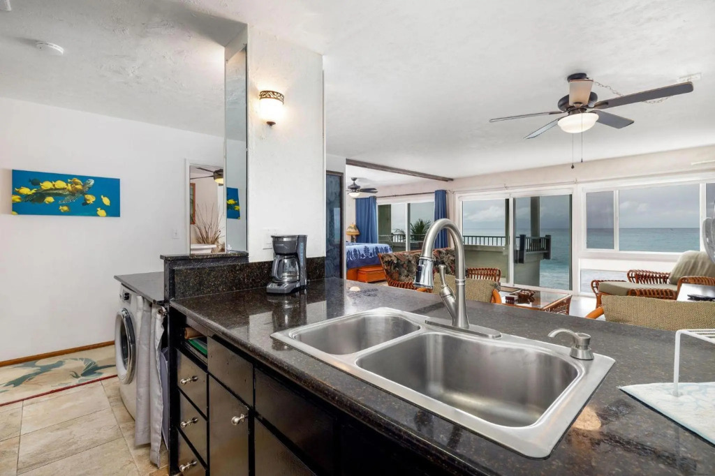 Banyan Tree 404D