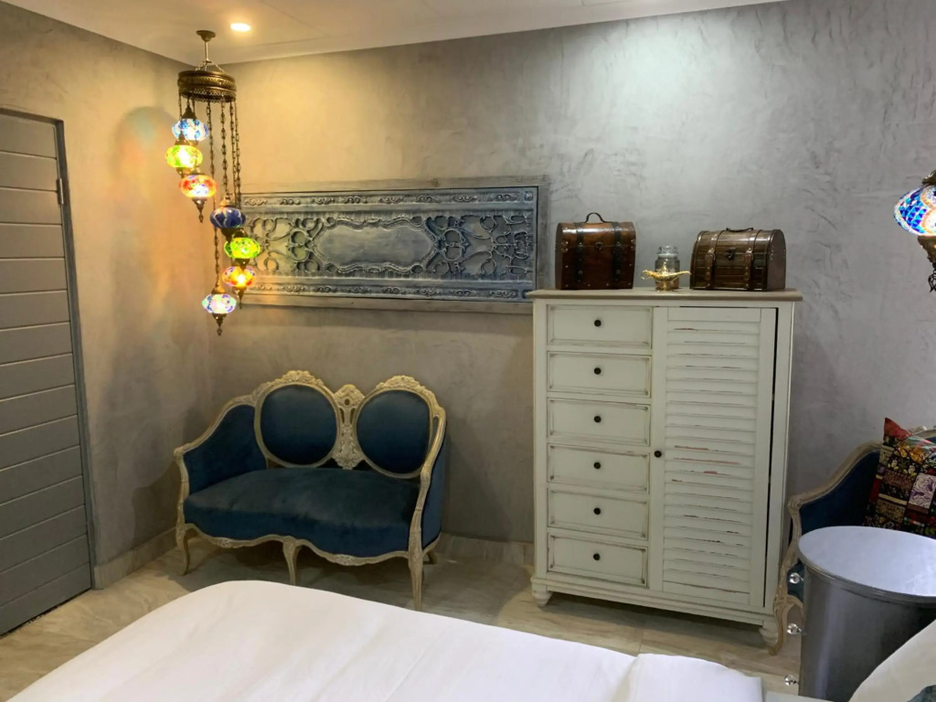 Sea front designer apartment