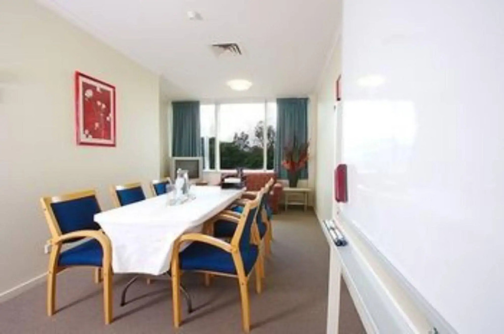 Chasely Apartment Hotel