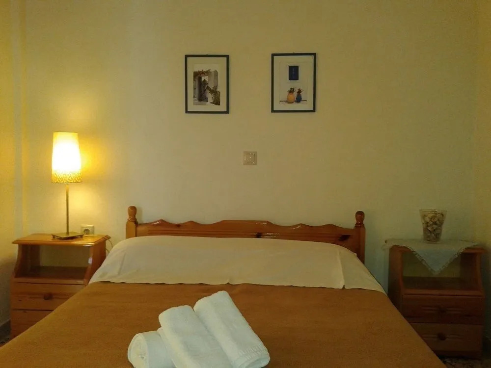Kritikos Rooms