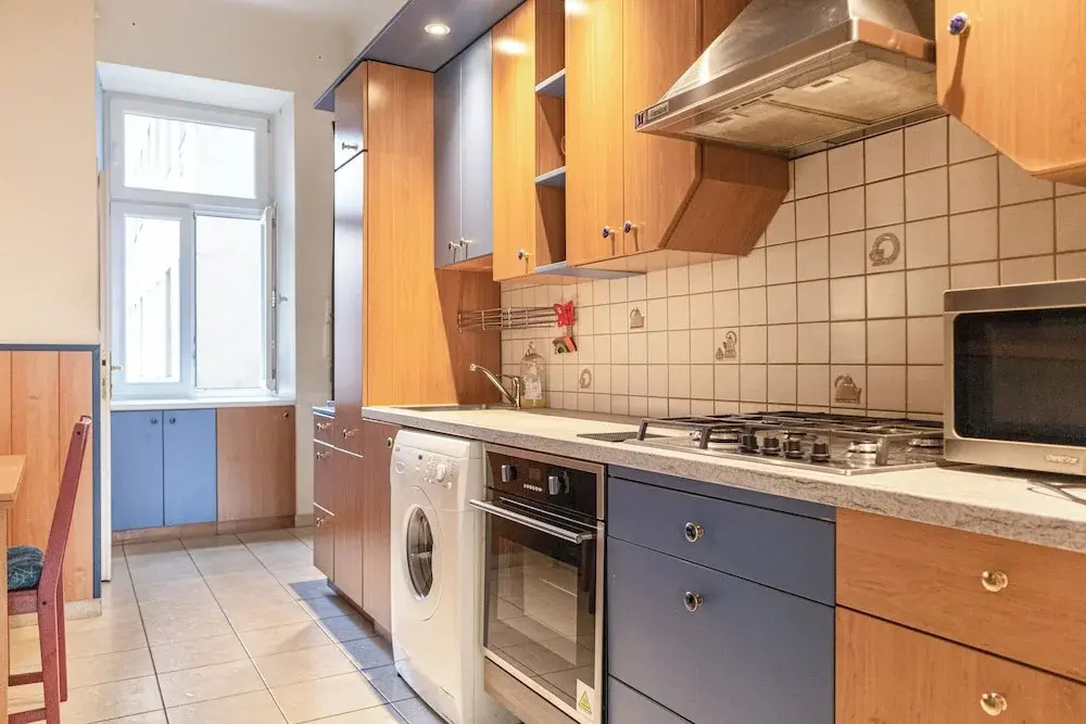 2BR Apartment Central Long Stay