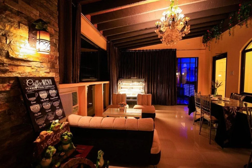 Islands Hotel