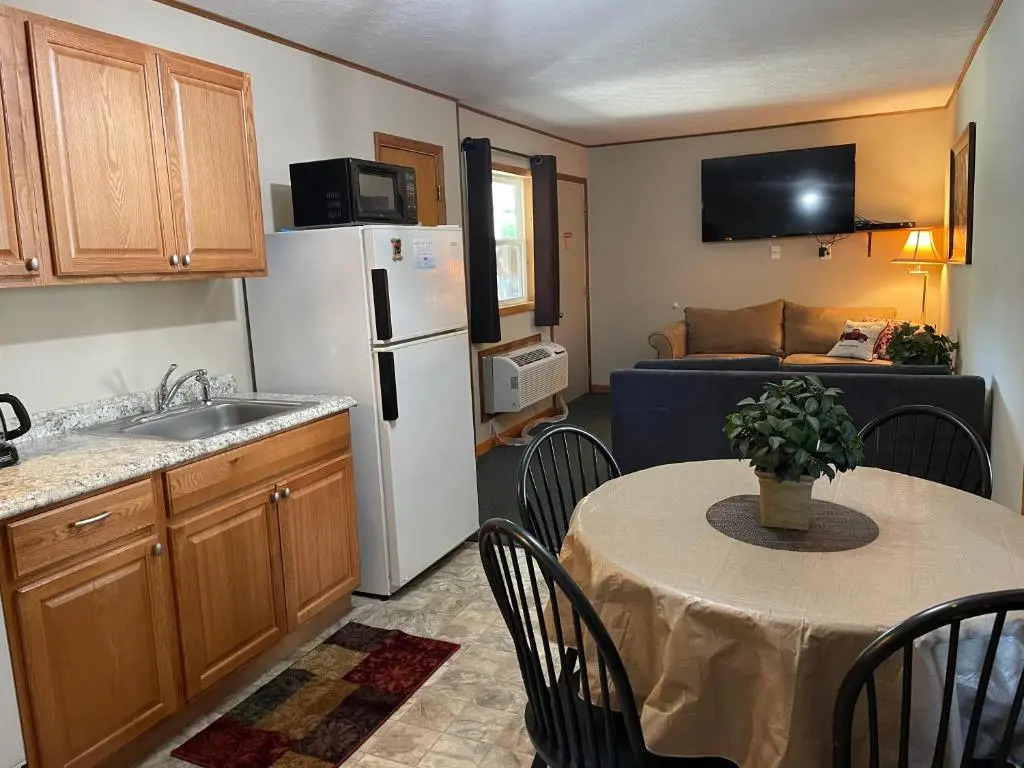 Hunters Friend Resort near Table Rock Lake