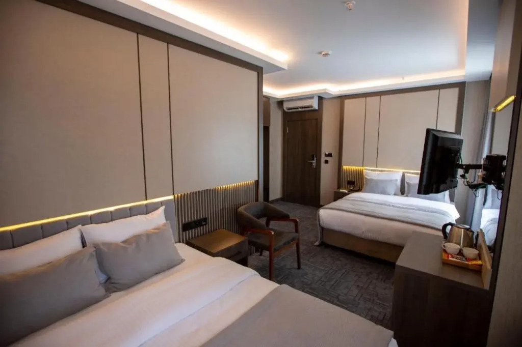 BEST GARDEN HOTEL
