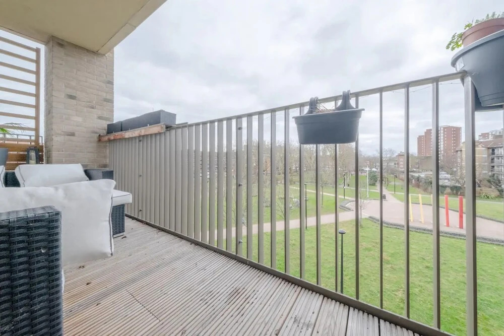 Modern 2 Bedroom Flat in Elephant and Castle