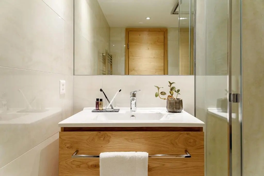 EVA Apartments