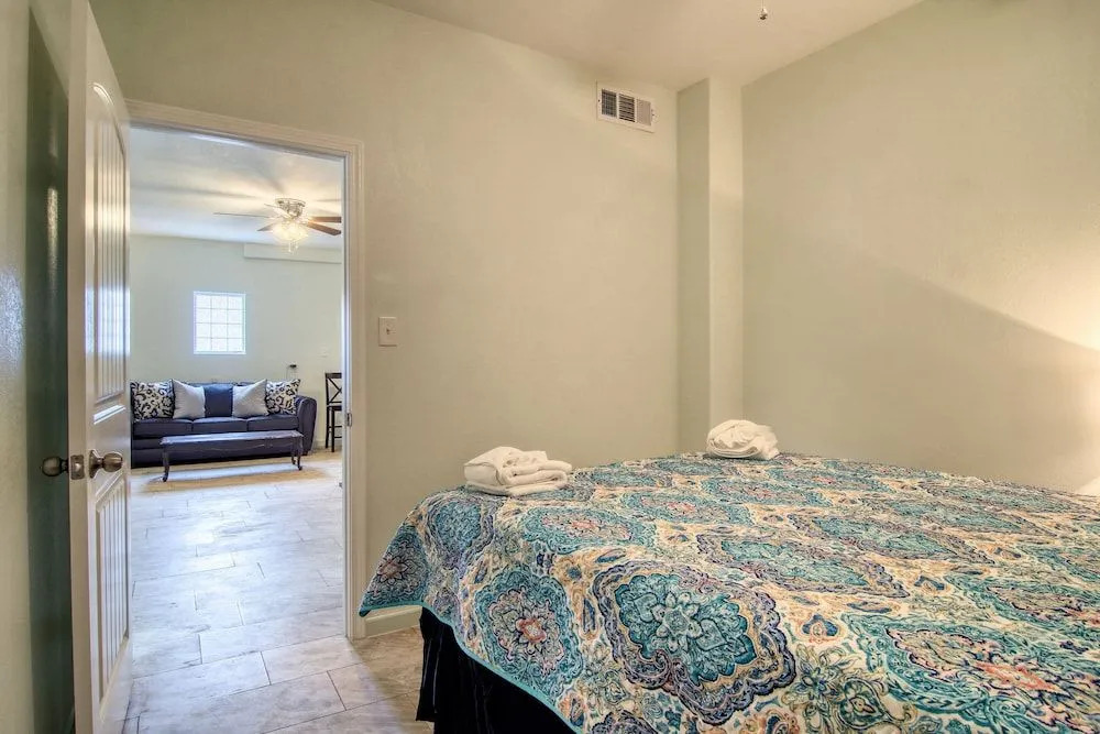 146 Beachview Drive Downstairs BVED146 - 3 Br Home