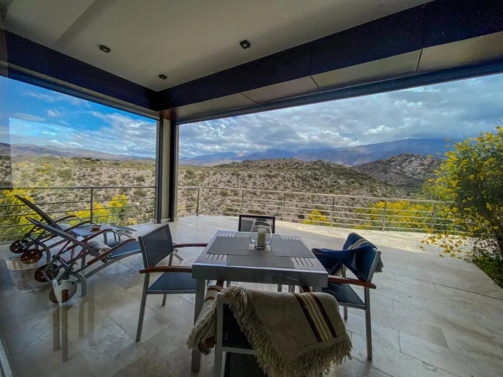 El Carmelo Mountain Lodge