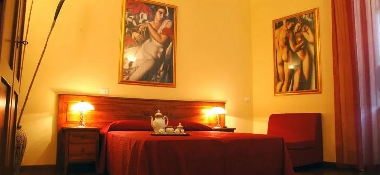 Tamaras Suites