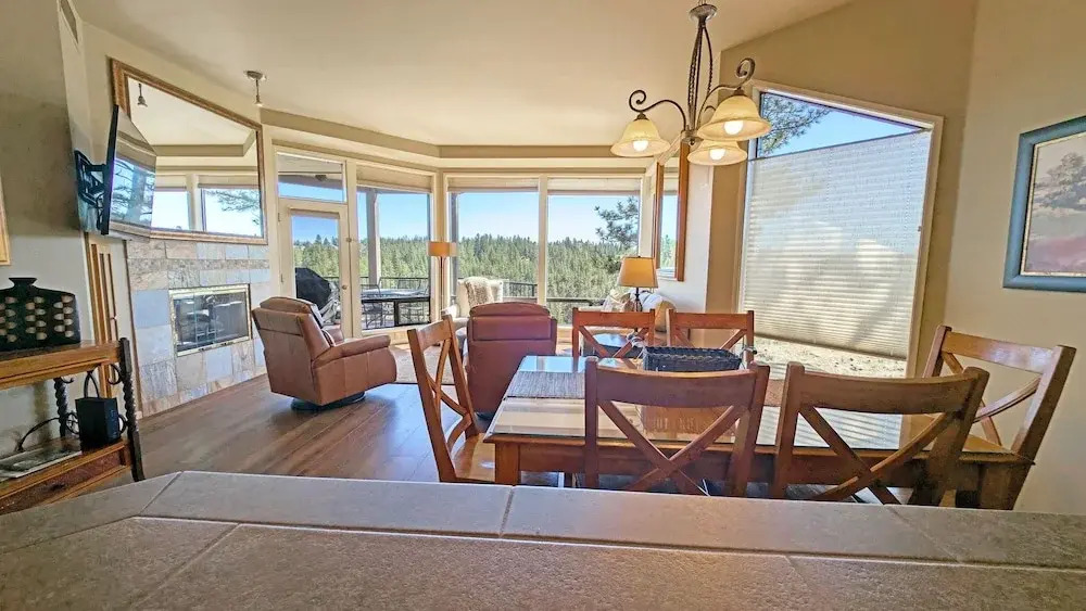 Mt Bachelor Village 331 B