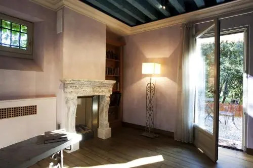 Villa F Exclusive