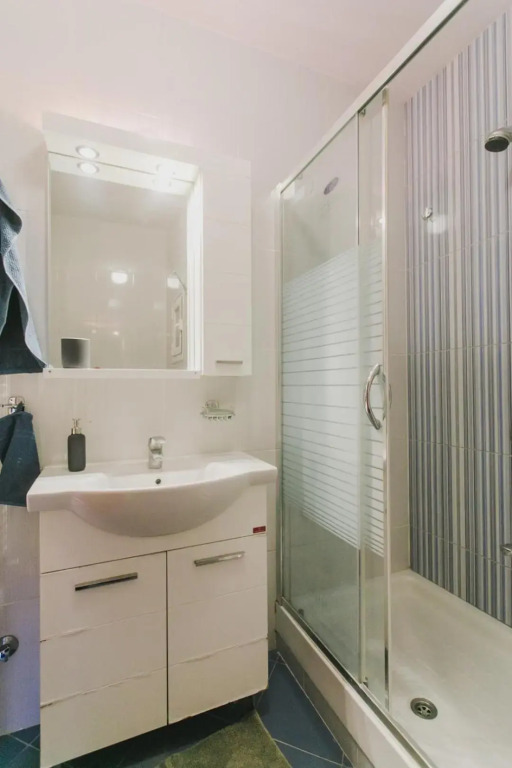 Top floor apartment at the city center