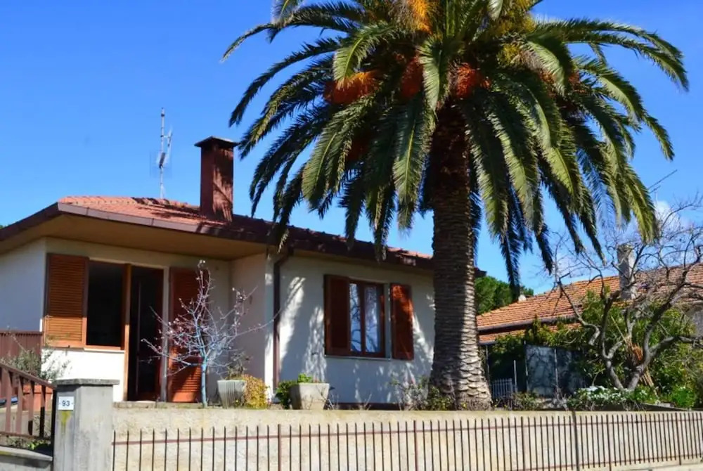House With 3 Bedrooms in San Vincenzo, With Enclosed Garden and Wifi Near the Beach
