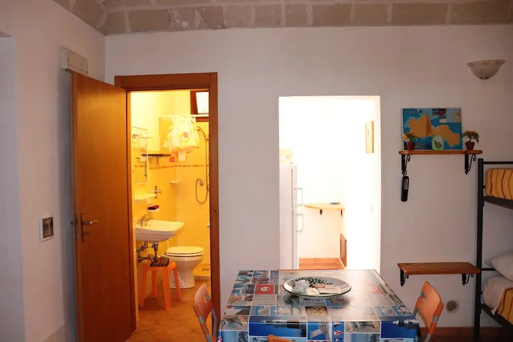 Room in House - Magical Holidays in a Dammuso in Favignana Nestled in a Wonderful Pine Forest