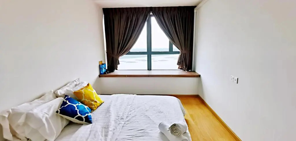 Superb Seaview Royal Strand Danga Bay Country Garden