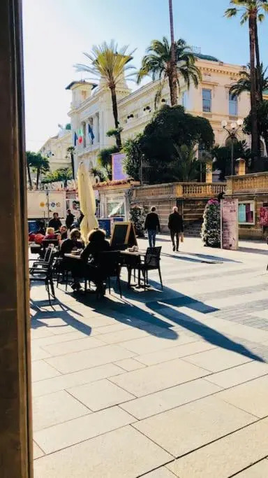 “Studio’ del Mare” nel pieno centro di Sanremo