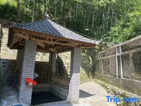 Yichun Yulu Travel Residential Hotel