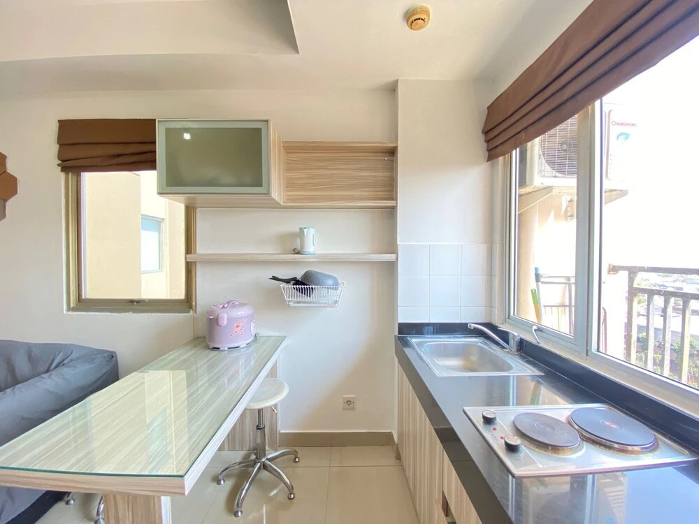 Bright & Stylish 2BR Hook Apartment At Sudirman Suites Bandung