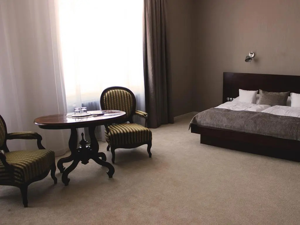 Hotel Lev