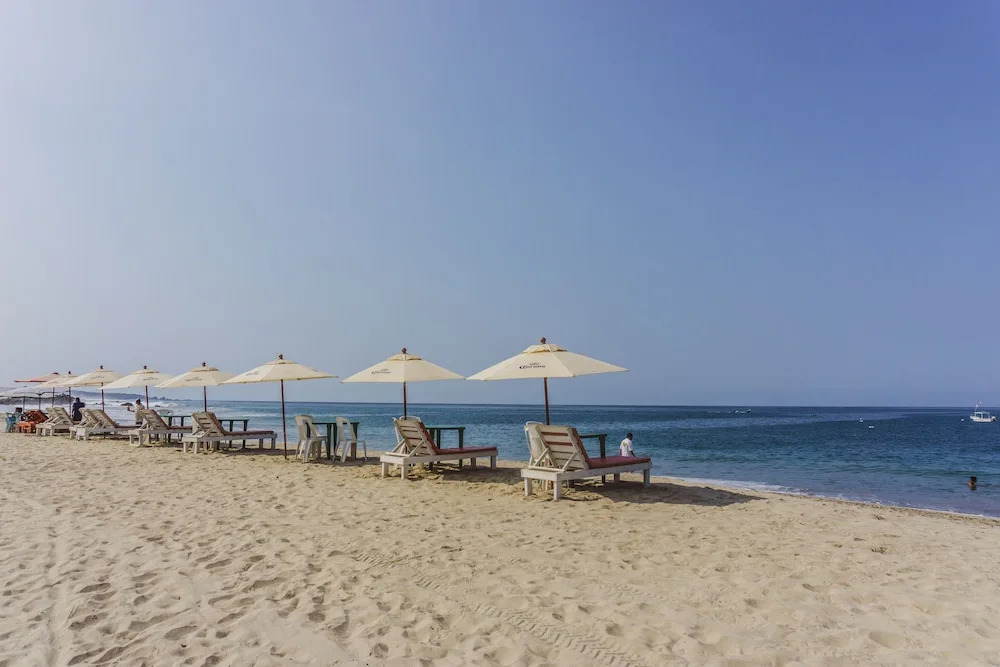 Nomad Beach House - Hostel