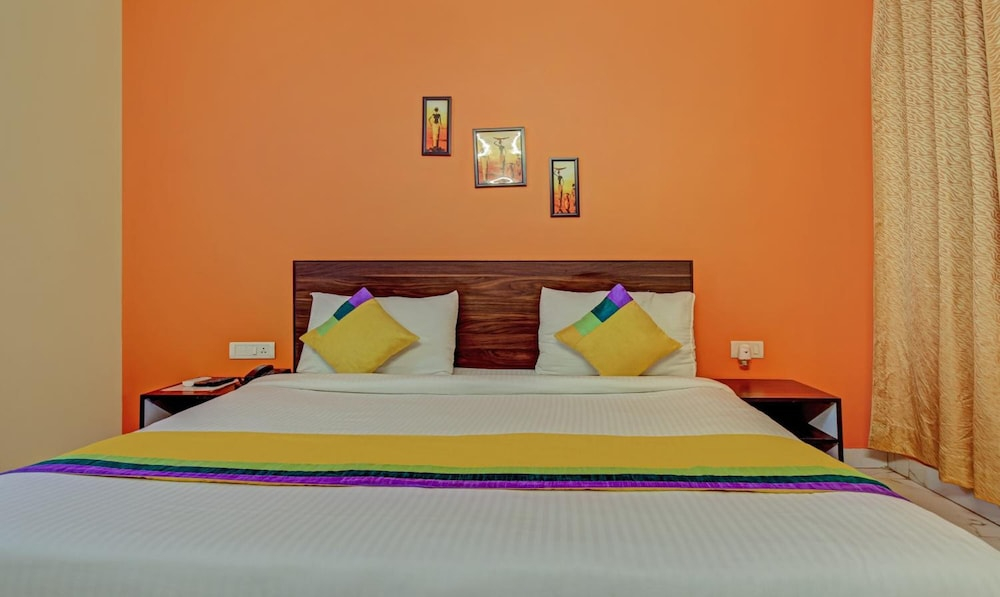 Itsy Hotels Royal Monarch