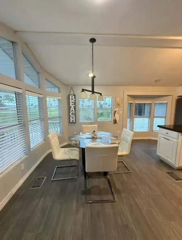 Stylish 2BR Waterfront Home w Pool Resort Access