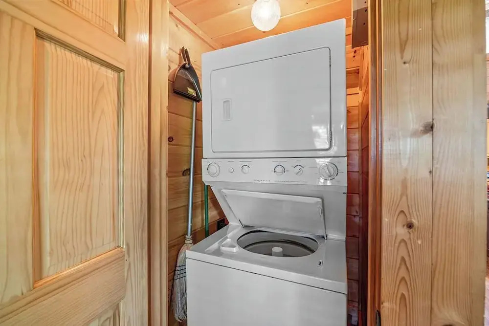 Moonlight and Memories - Two Bedroom Cabin
