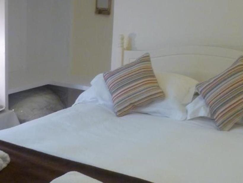 The Rusty Anchor Guesthouse