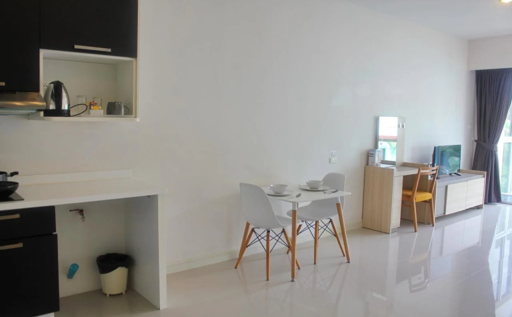 Karon apartment