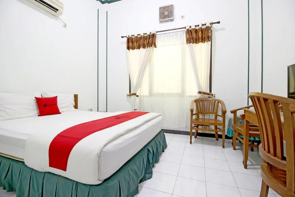 RedDoorz near XT Square Yogyakarta