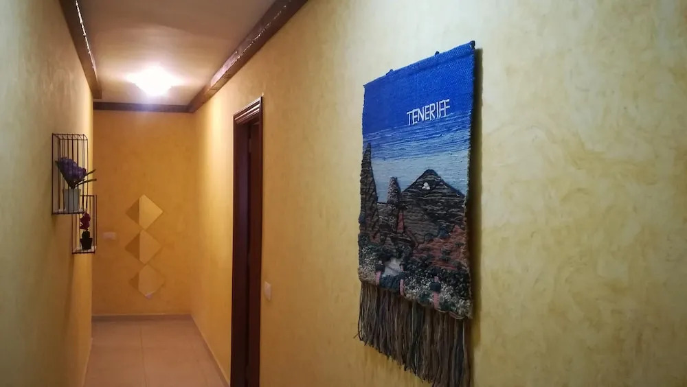 Apartment with 3 Bedrooms in Icod de Los Vinos, with Wonderful Mountain View And Wifi - 4 Km From the Beach