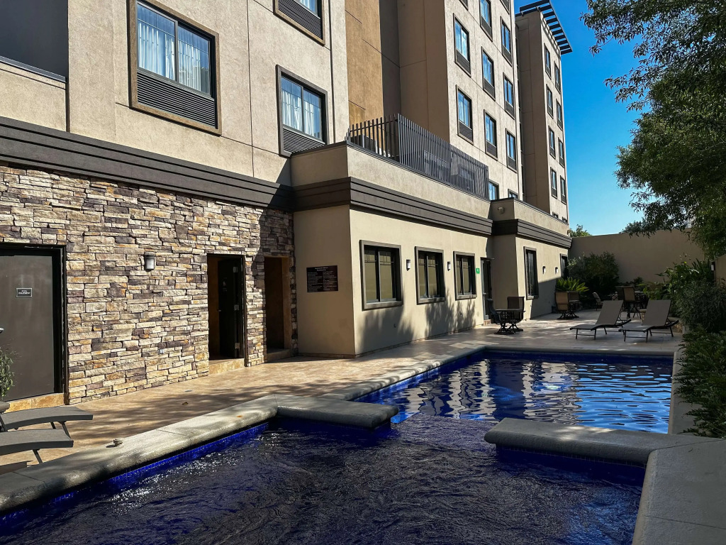 Best Western PREMIER Monterrey Aeropuerto