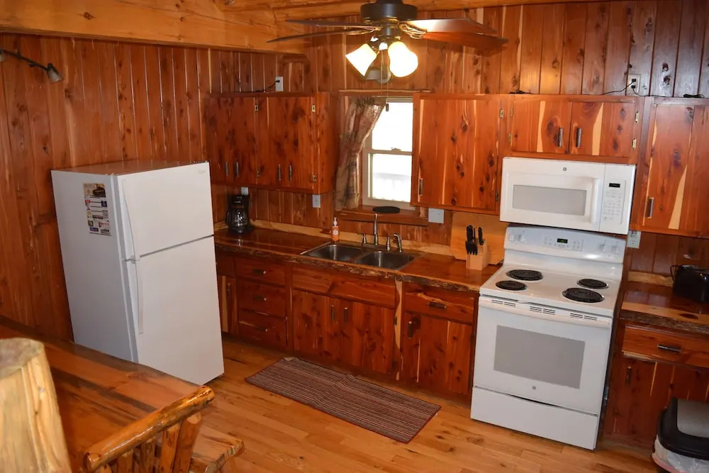 Diamond Lake Cabins