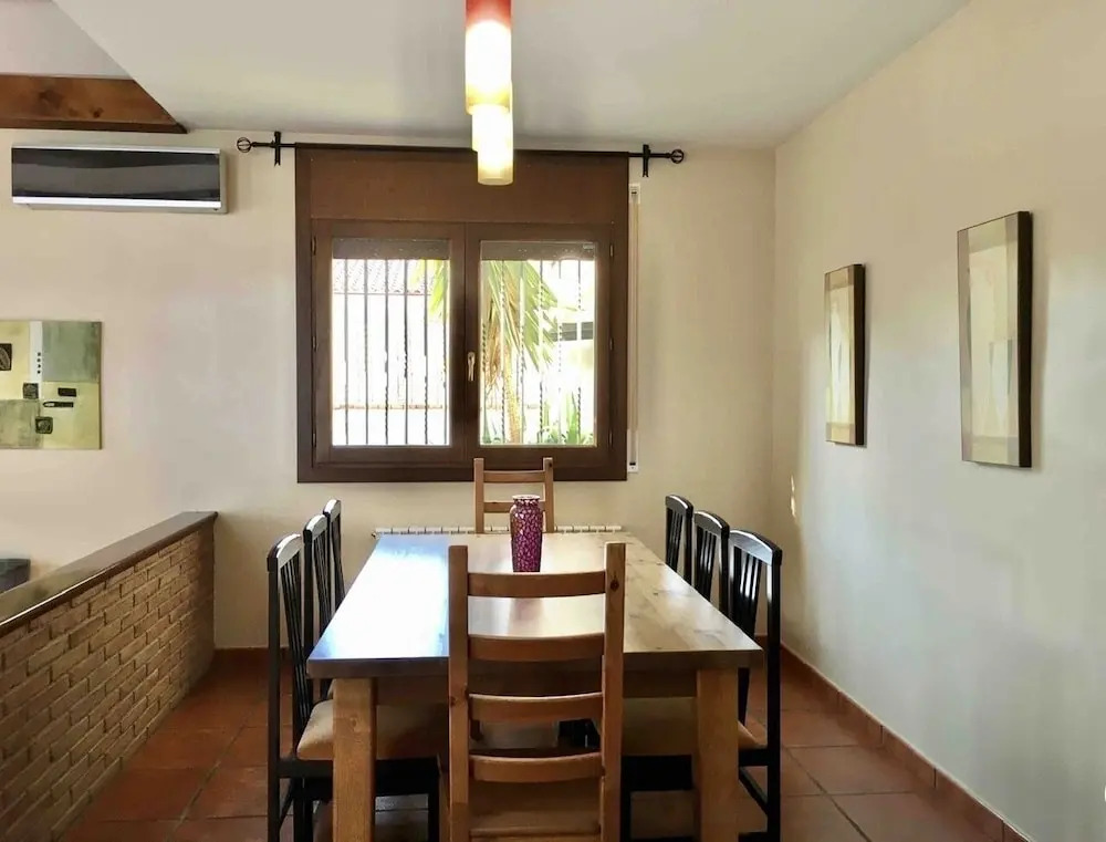 Villa Singular En Miami Playa Con Piscina Privada