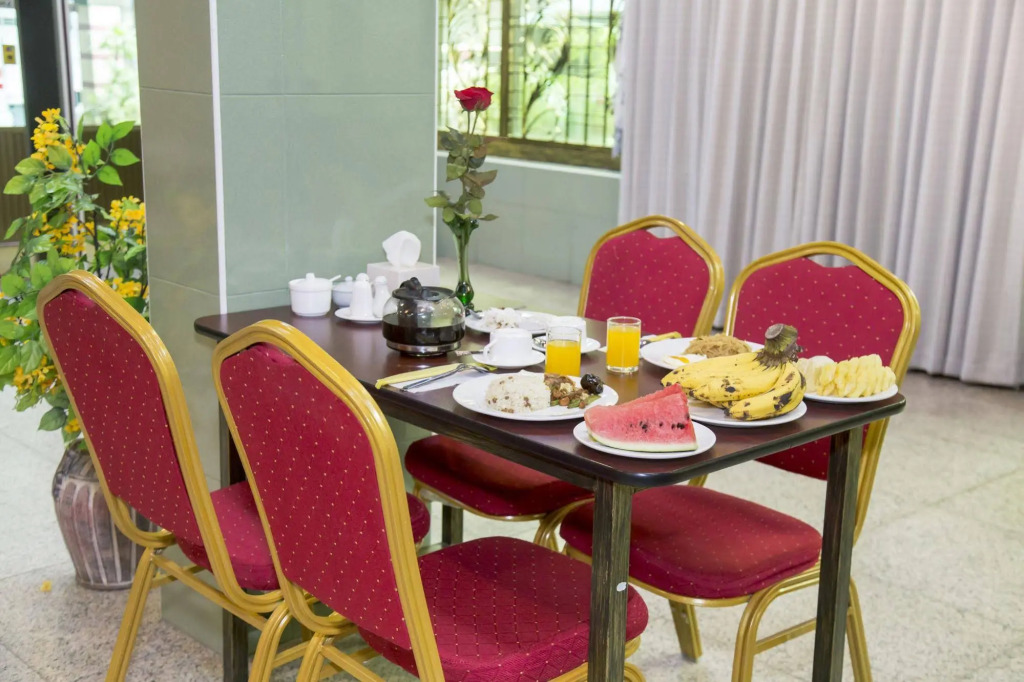AKT Hotel - A Kyi Taw