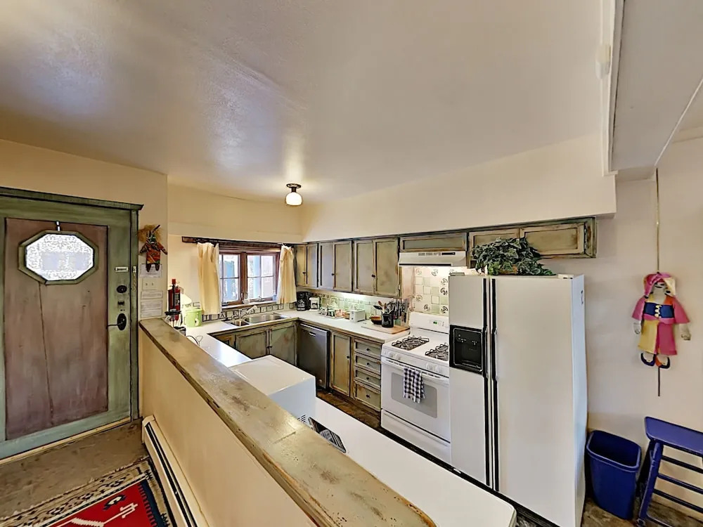 1 Block To Plaza! Rio Grande By Inger Jirby 1 Bedroom Duplex