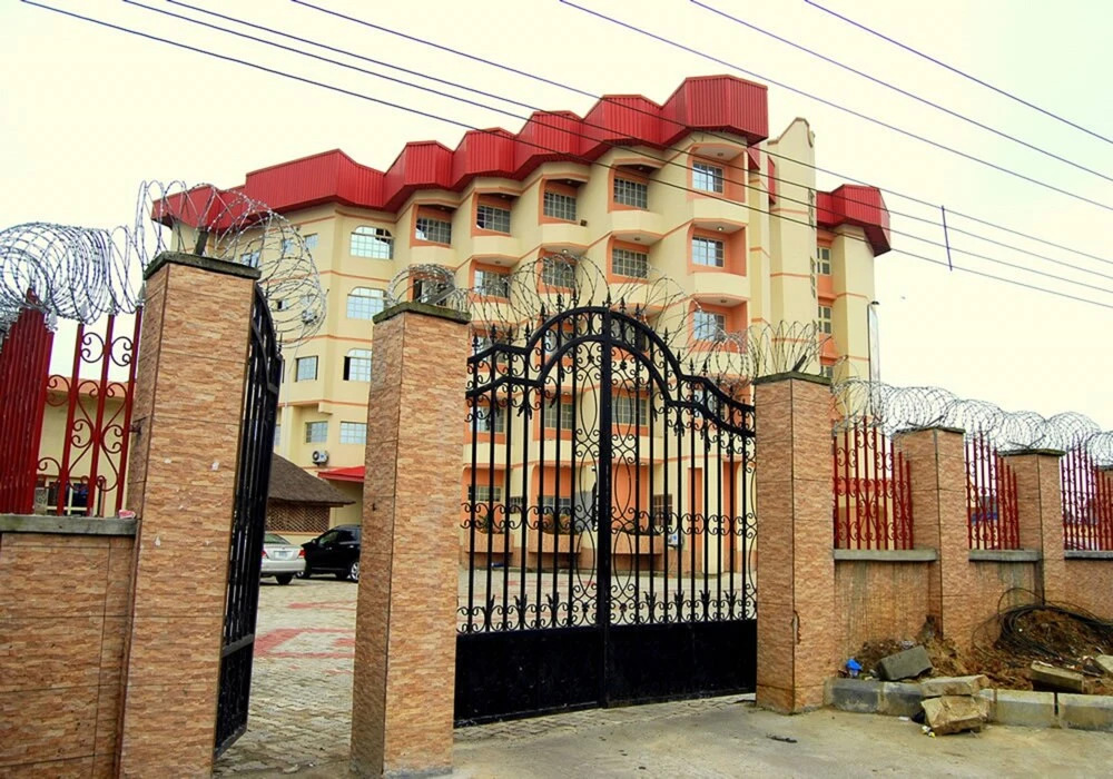 Emerald Hotel