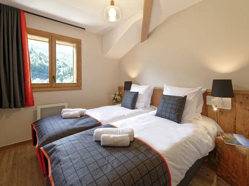 Chalet in Samoens Near Grand Massif Lift