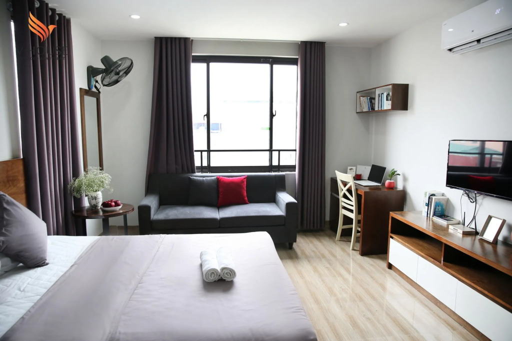 V House 6 Serviced Apartment