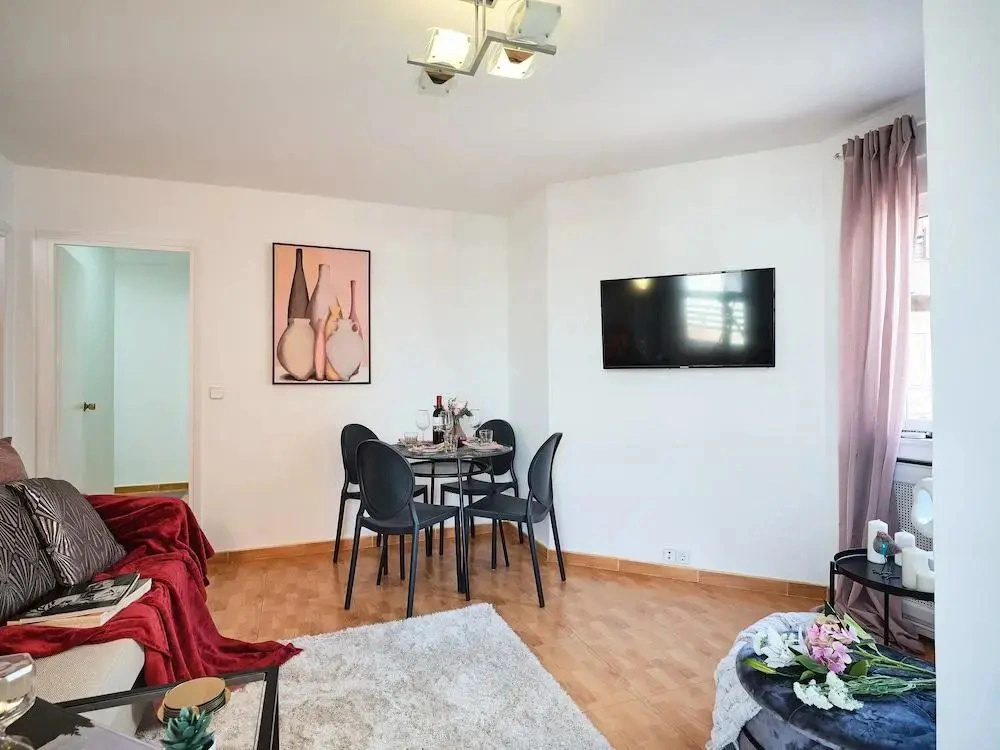 Chic Apartment in Chamberí