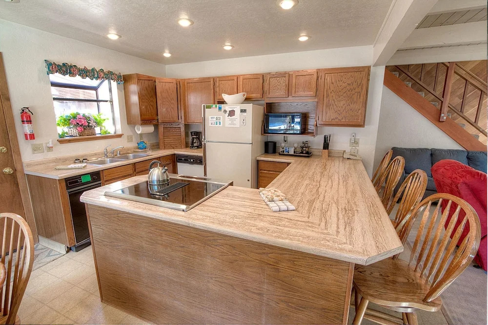Meadow View Chalet by Lake Tahoe Accommodations