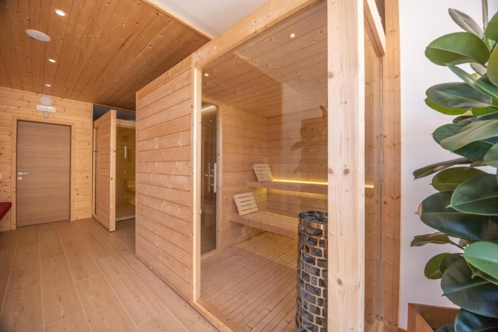 Giallo Dolomiti Wellness